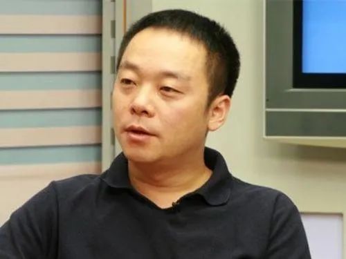 身家100亿,创造10个亿万富翁,被雷军"送"进了监狱