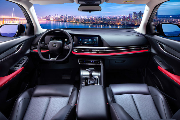 长安cs55plus蓝鲸版内饰官图撞色设计