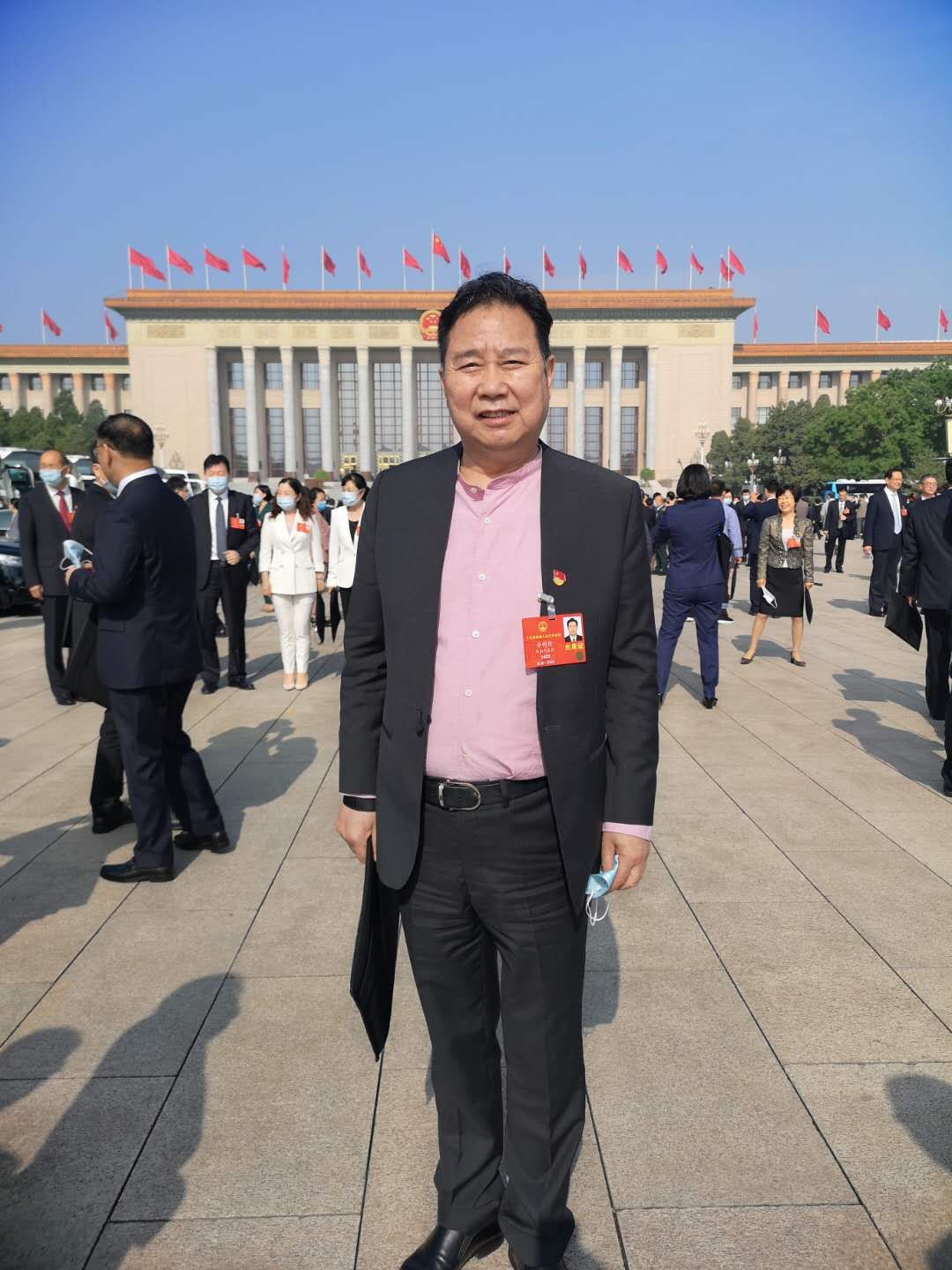 李树建代表:努力把艺术院团的"人才流失"变为"人才流动"