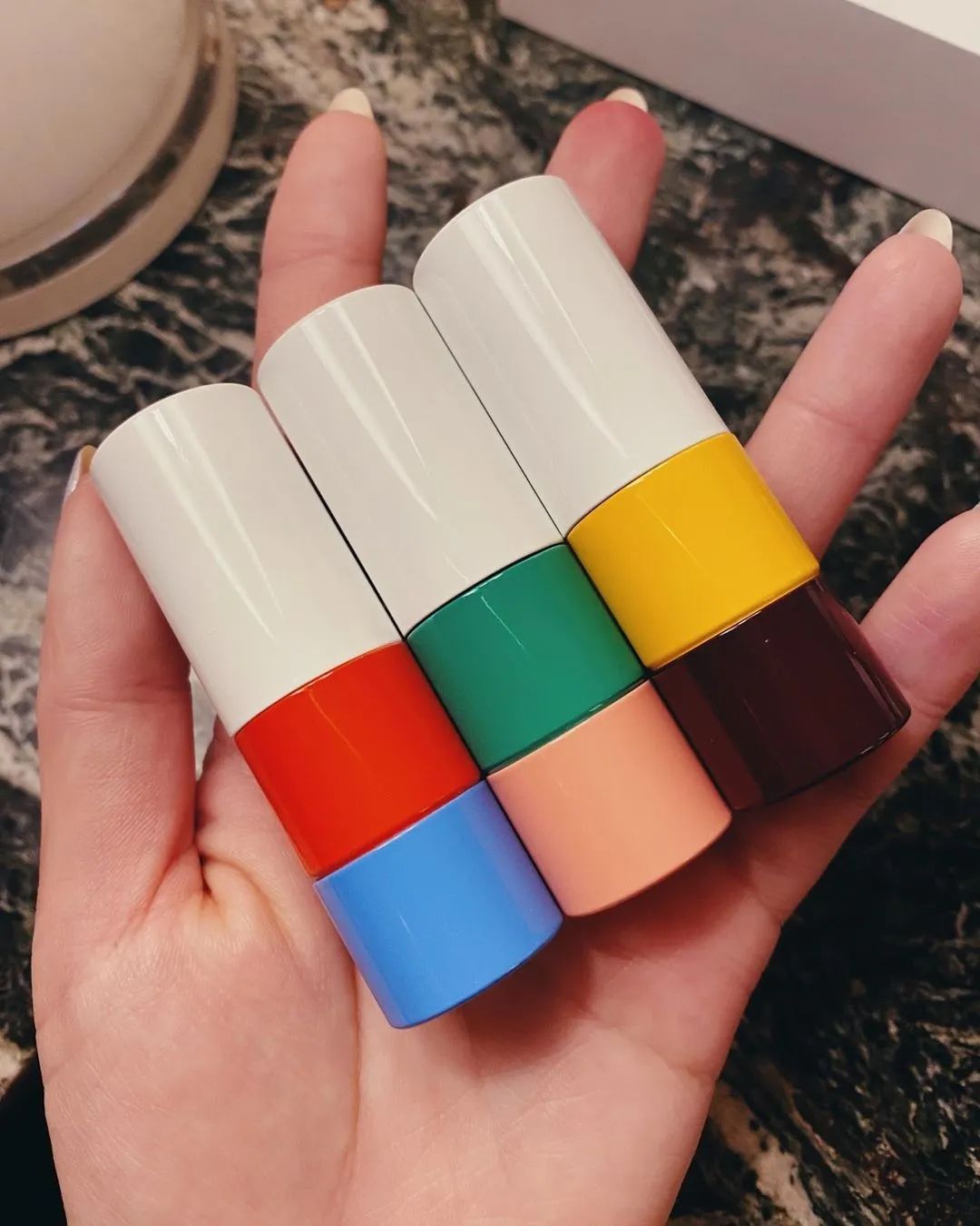 全球首发:爱马仕口红最强试色抢先驾到