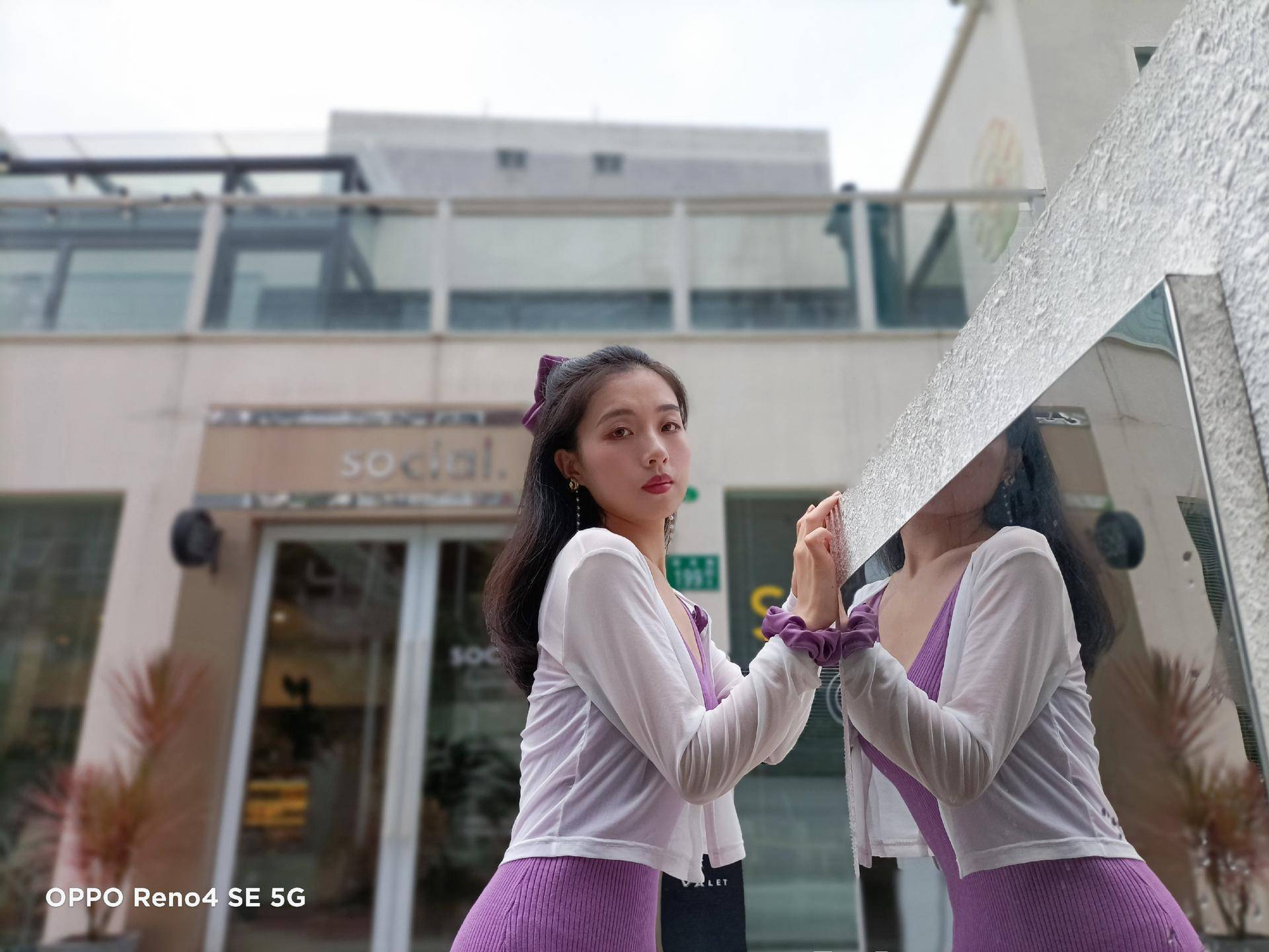 不到2K5就能买到街拍利器,Reno4 SE人像玩法专项报告