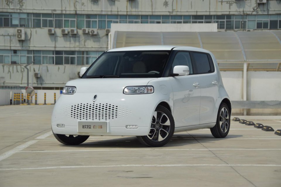 长城欧拉白猫硬核续航加码吸猫正当时