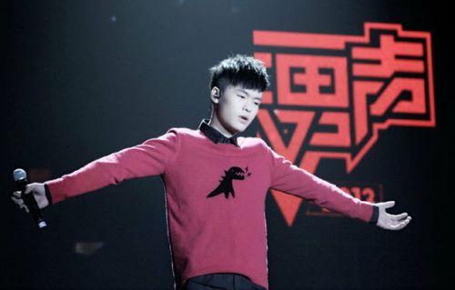 公开爱情,华晨宇,欧豪,白举纲,于湉都送祝福,他是谁?