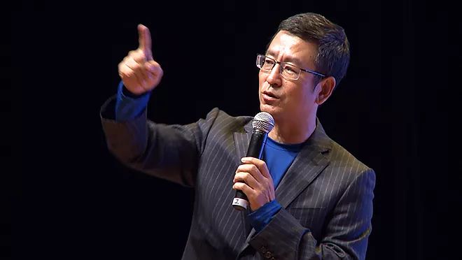 原标题:白岩松:同学聚会是一种信仰人越老就越怀旧,越想念重逢.