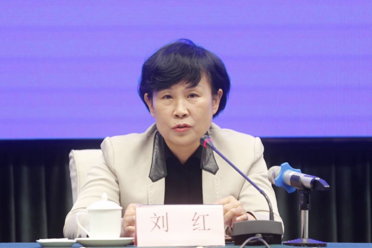 海关总署广东分署副主任刘红表示,广东不会截留任何防疫物资,希望大家