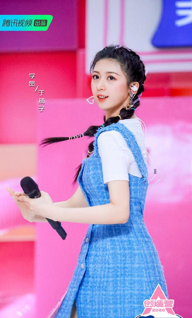 颜值与音质兼顾,上手陈卓璇同款创造营2020定制耳机__凤凰网