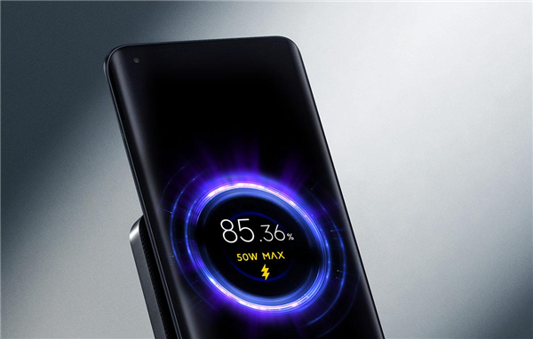 小米立式风冷无线充55w为小米10至尊纪念版无线充电最快40分钟充至100