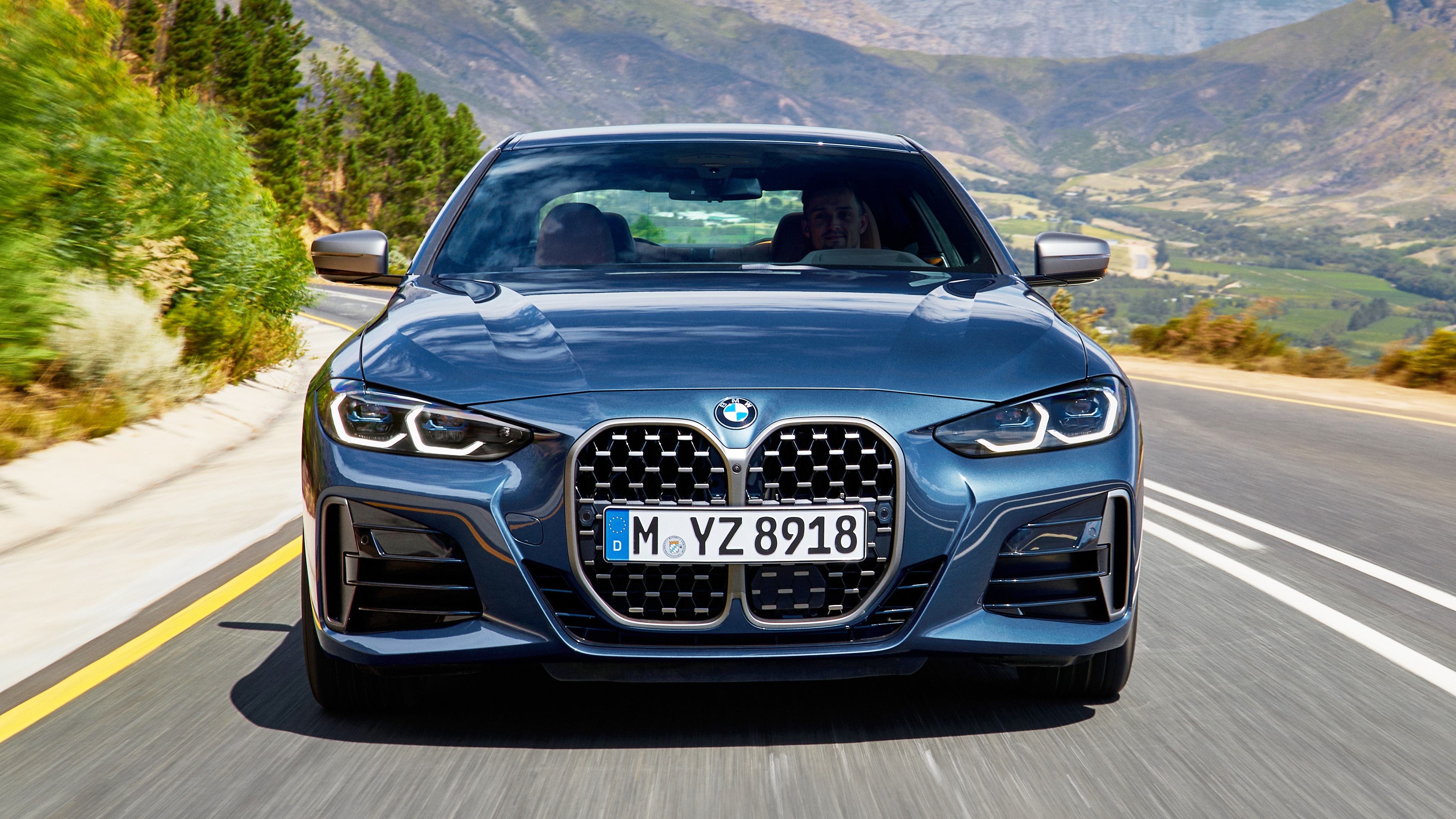 全新宝马4系官图赏析!设计师:先别急着喷!