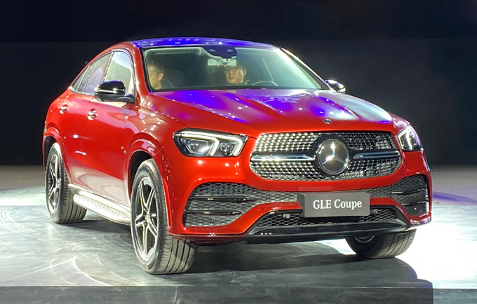 奔驰全新gle轿跑suv上市 售价78.88-91.78万元