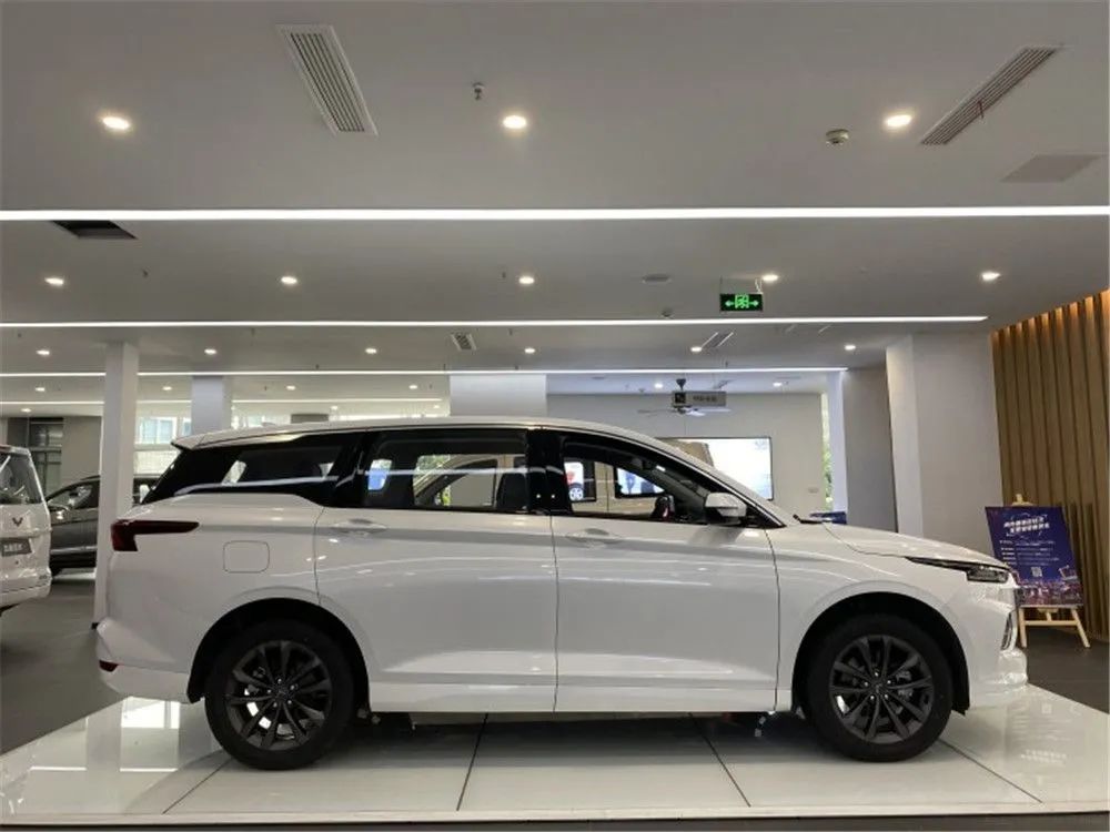 探店五菱凯捷能否引领大六座车的新时尚