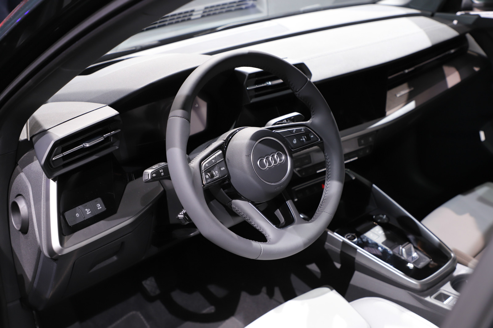 2020广州车展图解 | 这颜值够对味儿!实拍全新奥迪a3l