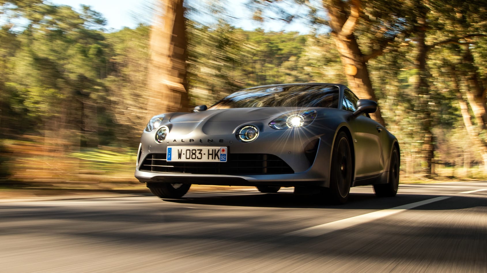 应对保时捷cayman而生小众跑车雷诺阿尔派alpine110