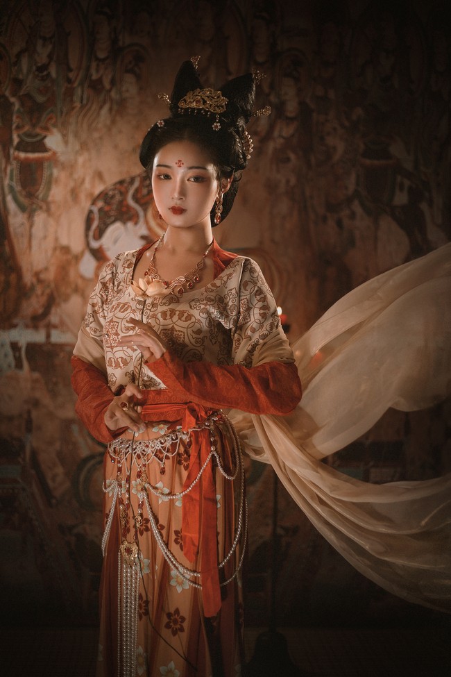 汉服私影:圆满敦煌风汉服!