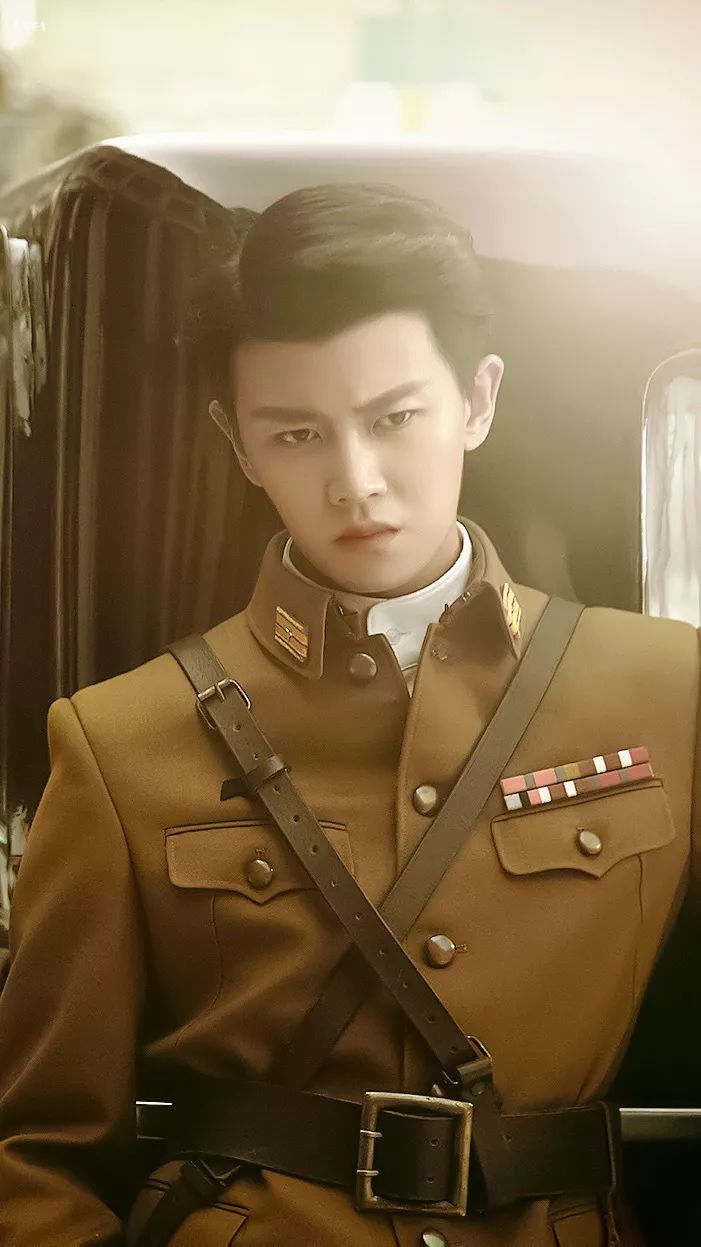 任嘉伦谭松韵这样没有流量的邻家脸,是怎么吊