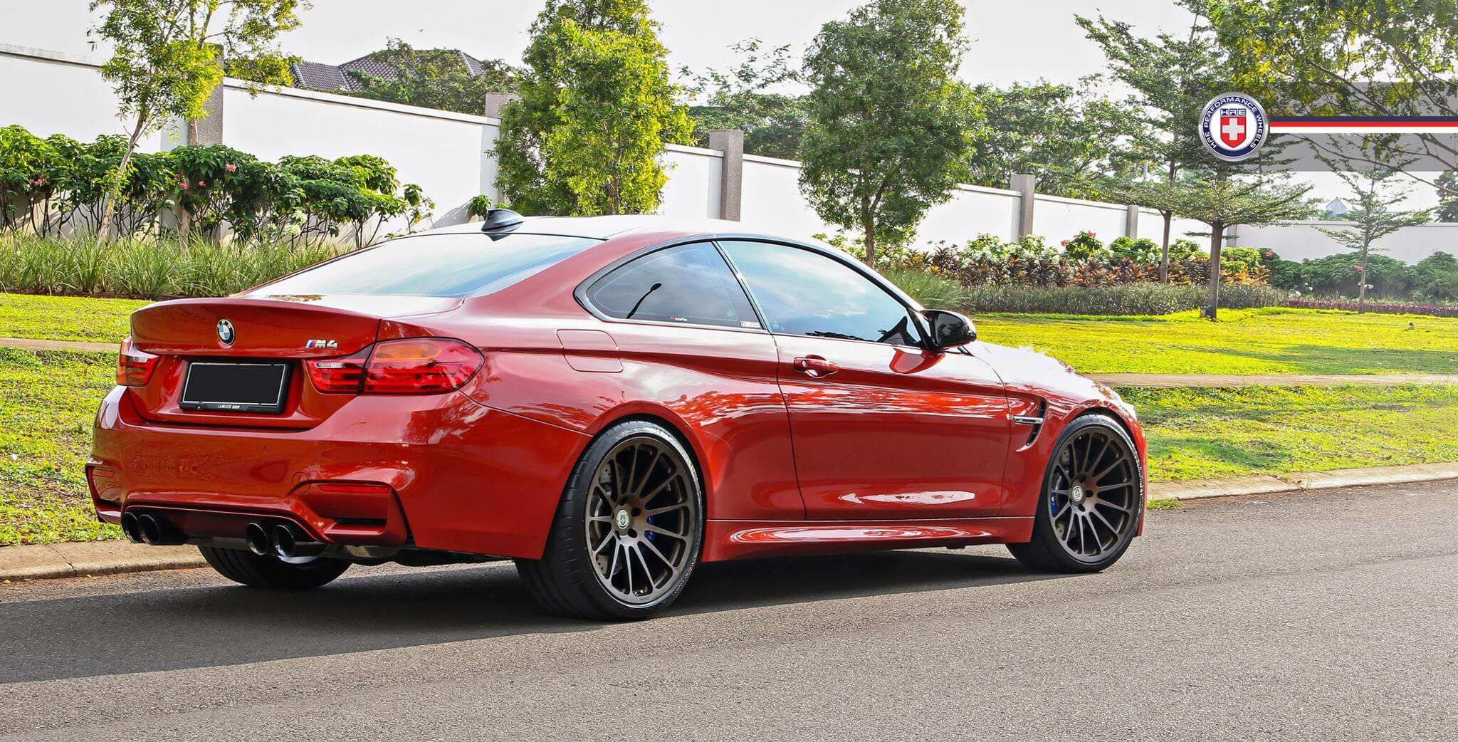 f98宝马x4m性能升级钛金运动排气欧盟akrapovic天蝎正式发布