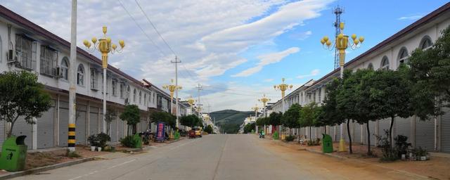 方城县袁店回族乡:"四乡"建设齐步走