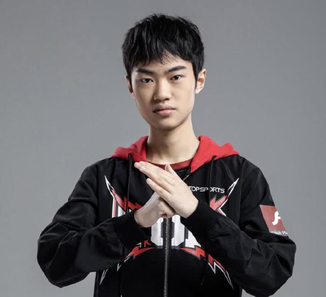 knight登顶国服第一,缺的不是实力,而是"大心脏"