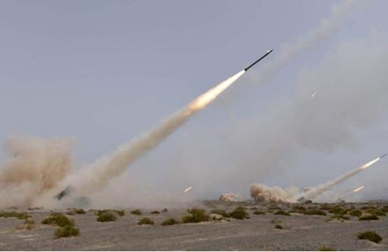 4枚火箭弹呼啸袭来,以军"铁穹"导弹及时点火,结果出人意料__凤凰网