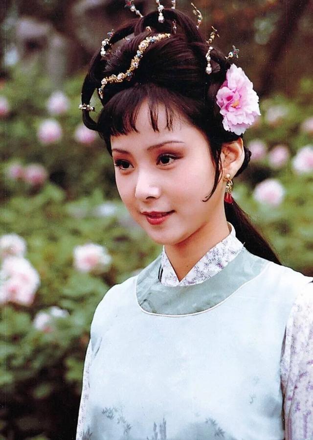 还记得87版红楼梦中的晴雯吗她现在怎么样了