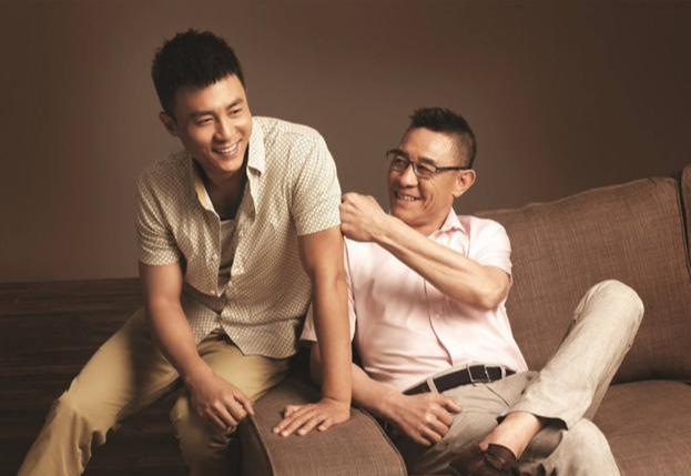 杜淳从小出生在艺术世家,父亲是著名演员杜志国(没错,就是那位情史