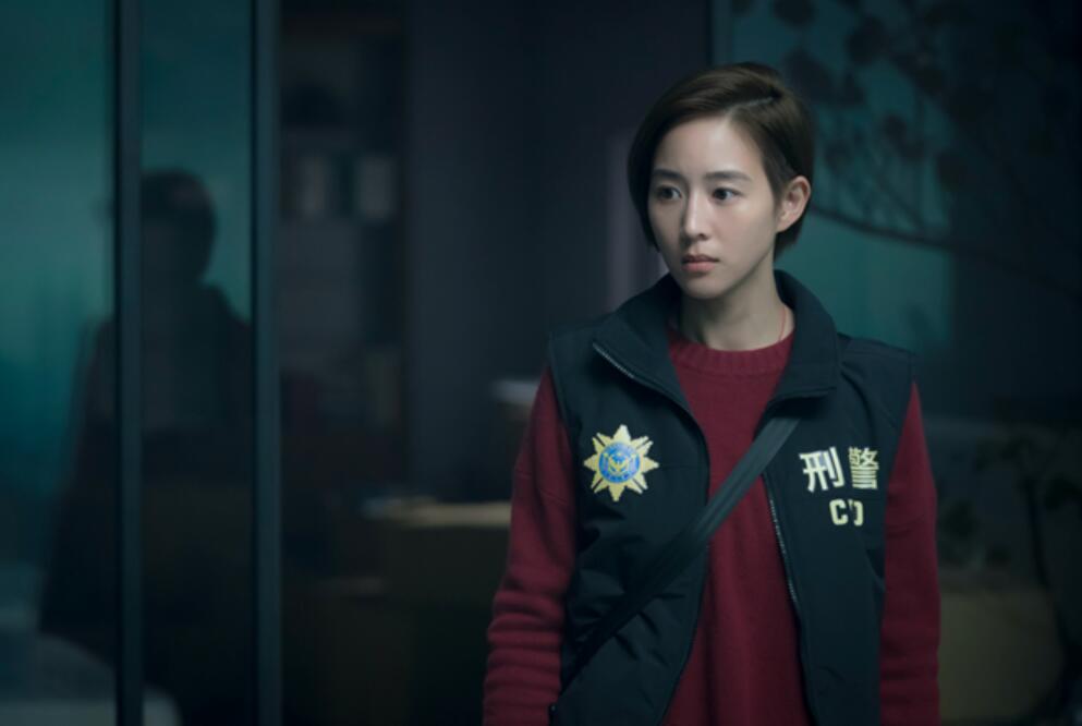 张钧甯电影《缉魂》官宣 短发造型干练帅气__凤凰网