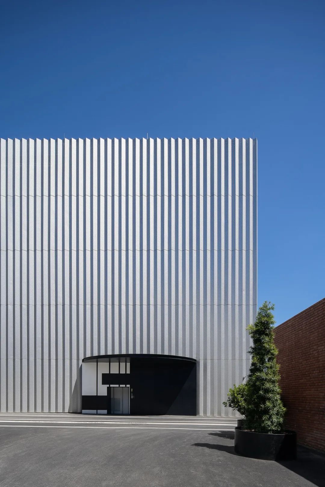 都市边缘更新的类型学思考:深圳smoore总部工业园改造丨厘米制造作品