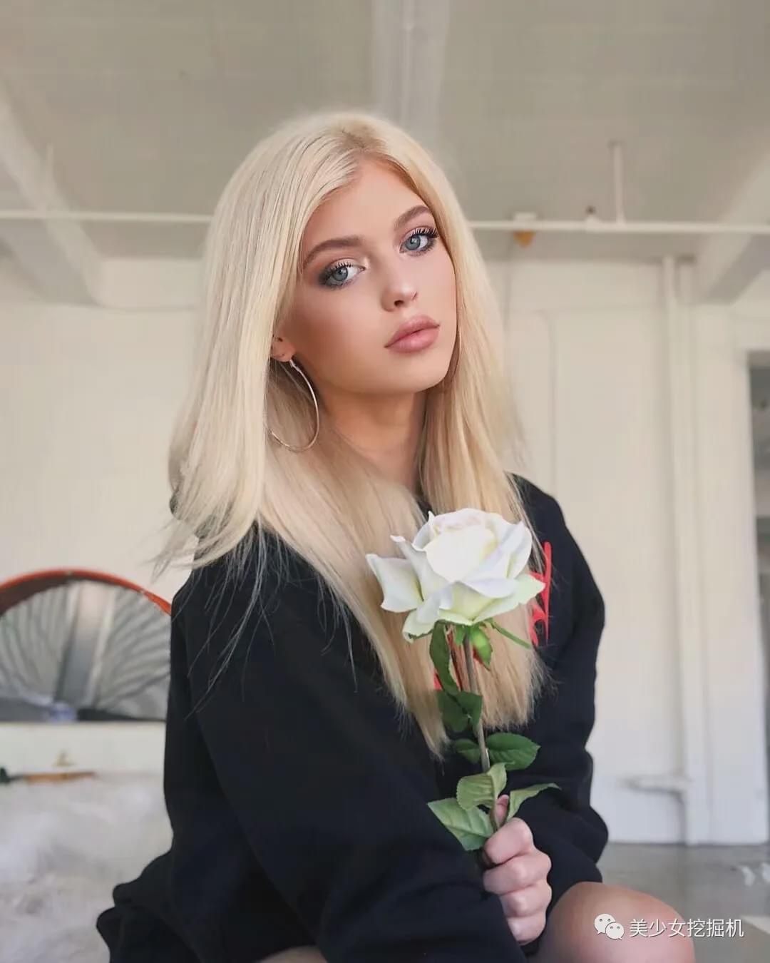 国际版抖音最火网红,一条广告收入六位数,然而娃娃脸是p出来的?