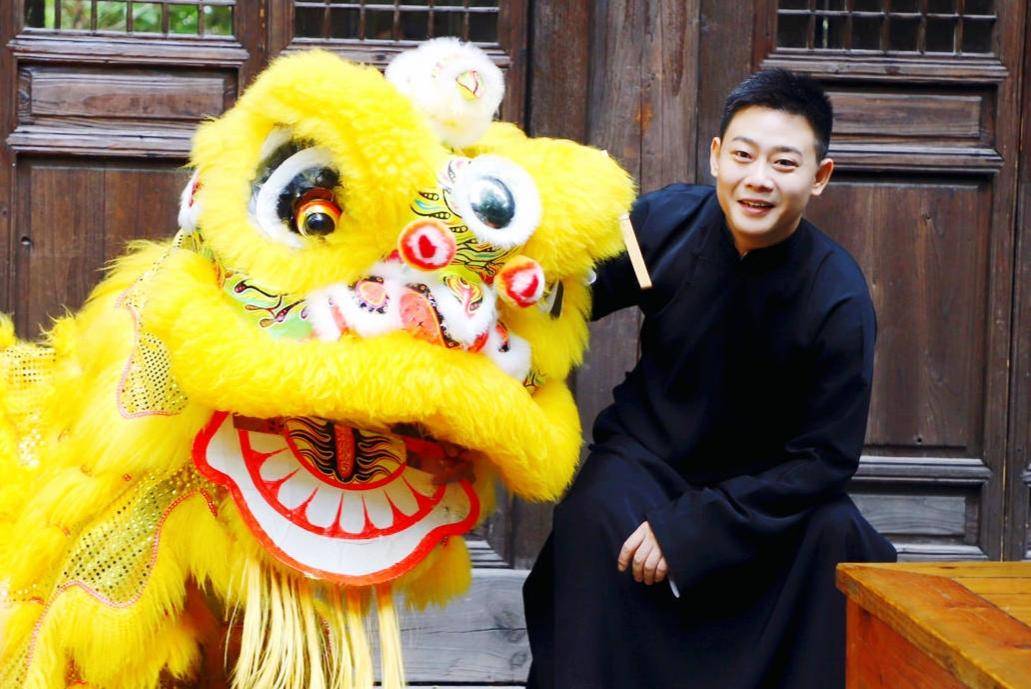 德云社大管家栾云平粉丝超百万送福利让人意外栾怼怼上线