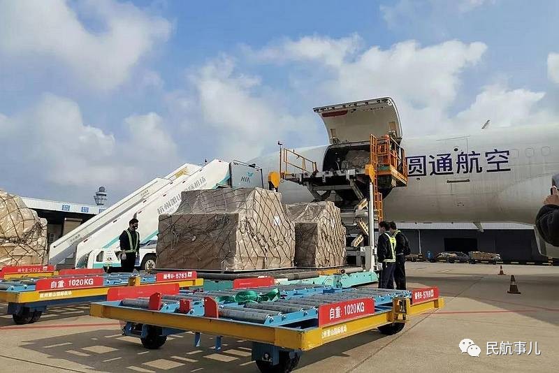 圆通航空连续完成民航局组织的抗击疫情航空运输任务