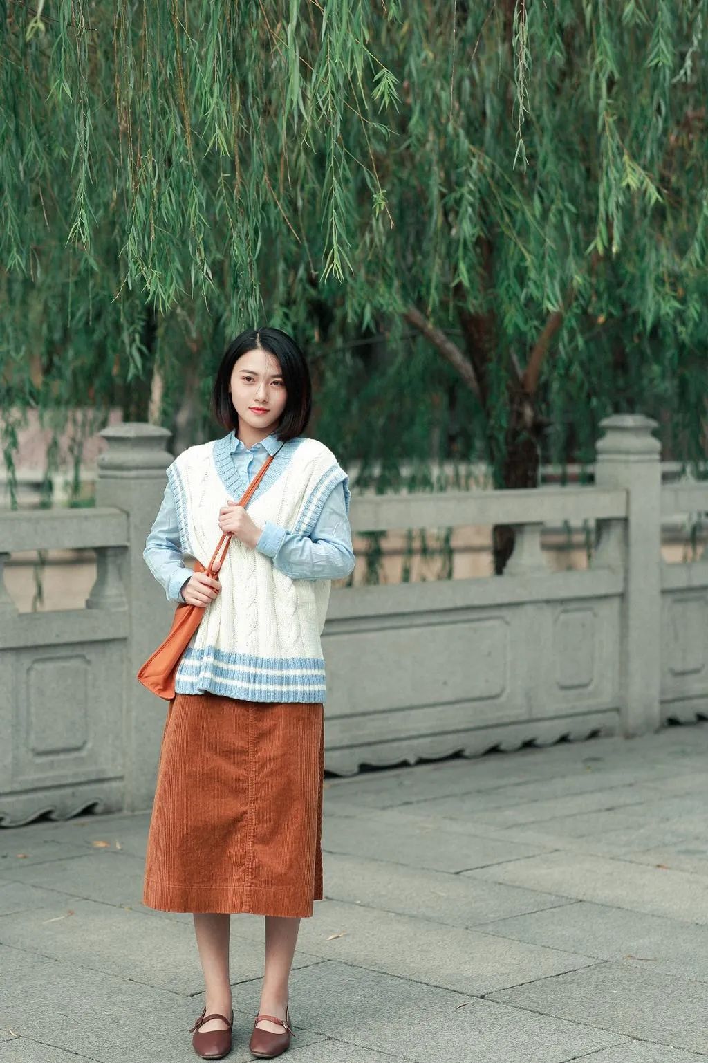 85mm定焦拍人像,也是很难拍不好看