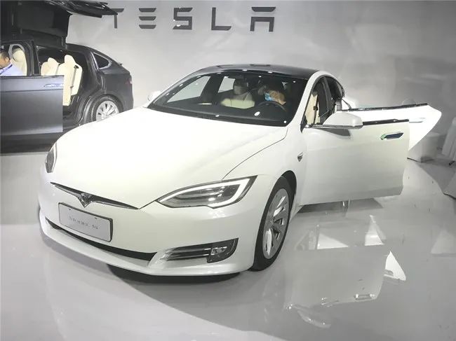 ▲新造车品牌 独特、精准的服务体验是与传统车企竞争的优势所在。吴博峰/摄