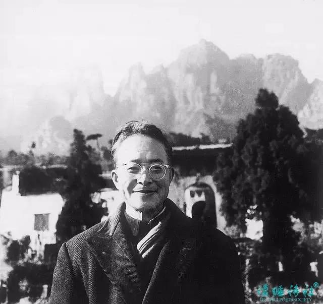 沈从文:寂寞的长街,并不寂寞