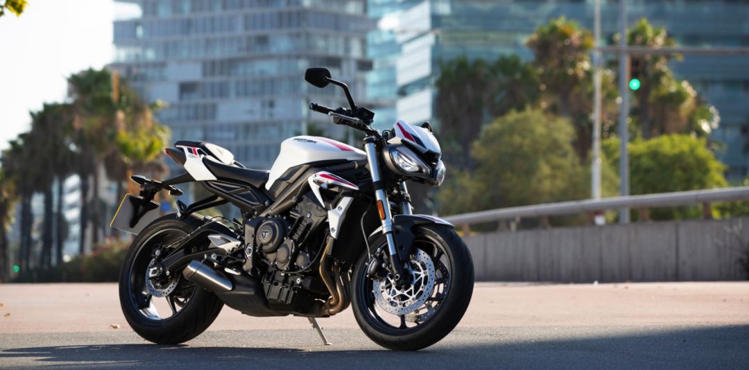 凯旋发布更入门的三缸青蛙王子660这台国内车友会非常喜欢