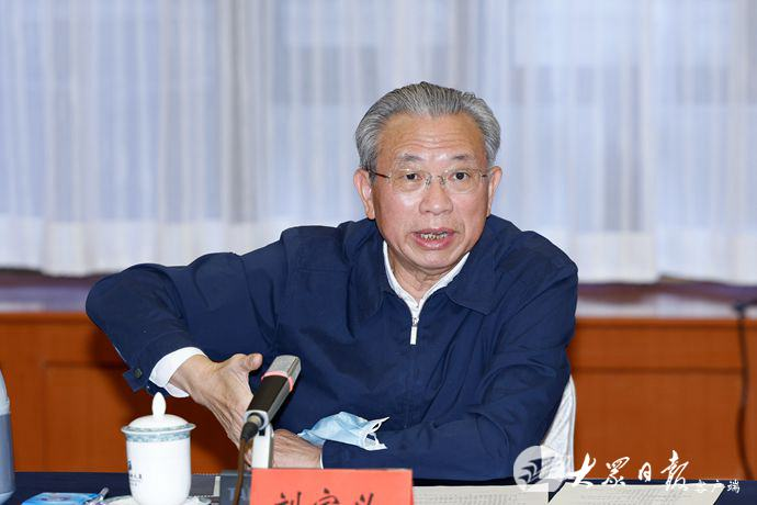 山东省委书记刘家义赴青岛尽快查清传染源