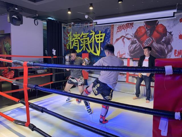 吉林省首家拳击酒吧开啦脸盆肉串贼香就在长春龙王庙附近