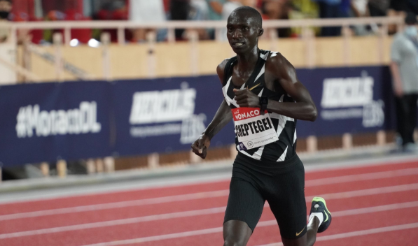 尘封15年之久的男子10000米世界纪录告破!_凤凰网体育_凤凰网