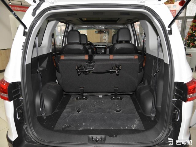 价格优势和产品力均在线 小哥带你看开瑞k60