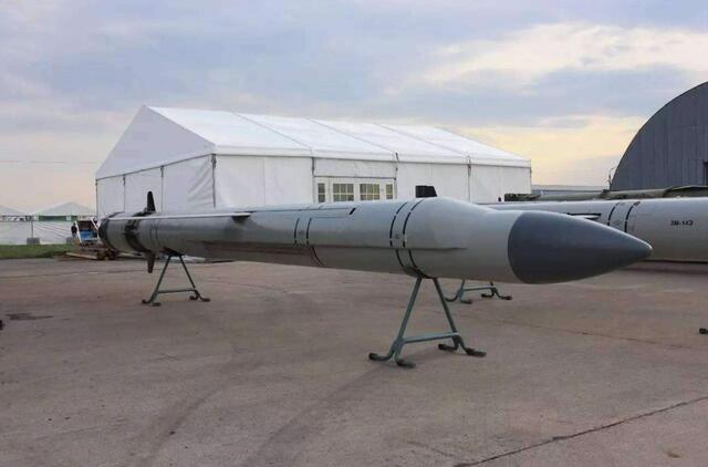 图为3m54巡航导弹