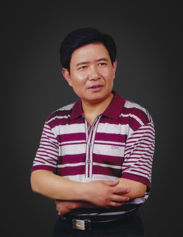 陈训金简介:打开凤凰新闻客户端 提升3倍流畅度04:2300:00黄冈抗疫