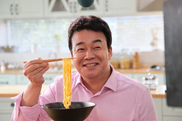 白钟元为结婚甩肉30斤 名下连锁餐厅超20家 人称韩国美食界李佳琦__凤凰网
