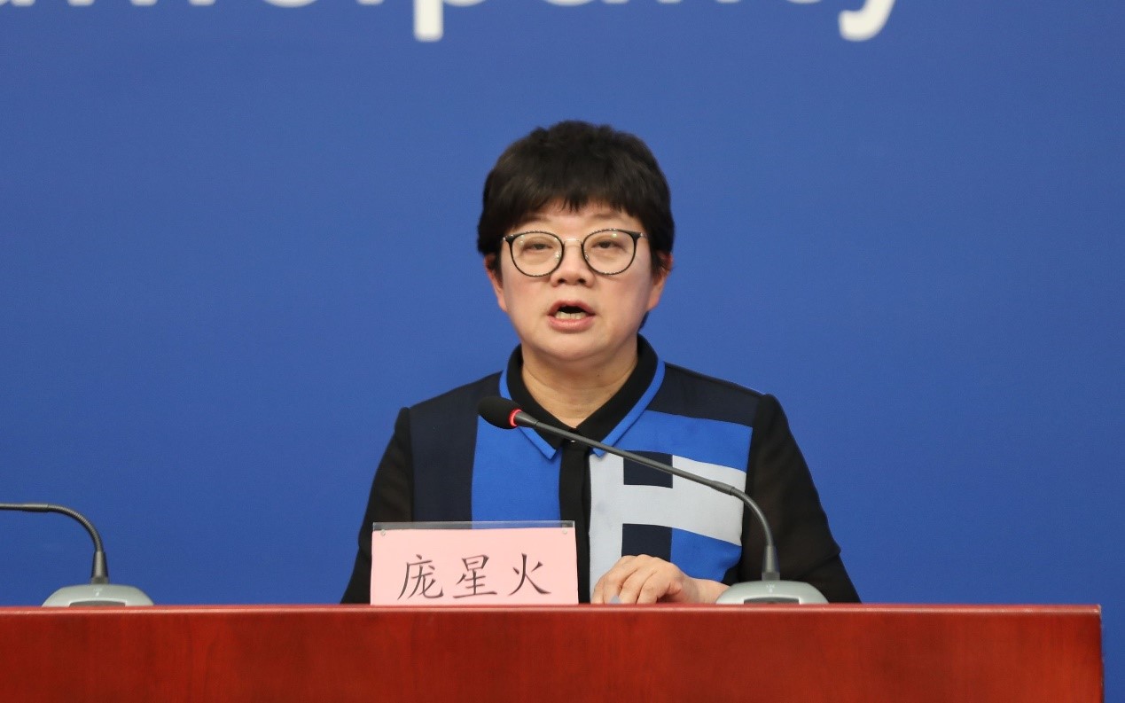 一晚两场发布会说了这12个问题__凤凰网