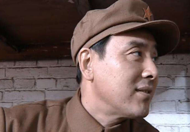 亮剑中丁伟说出国民党失败关键黄百韬就吃过亏