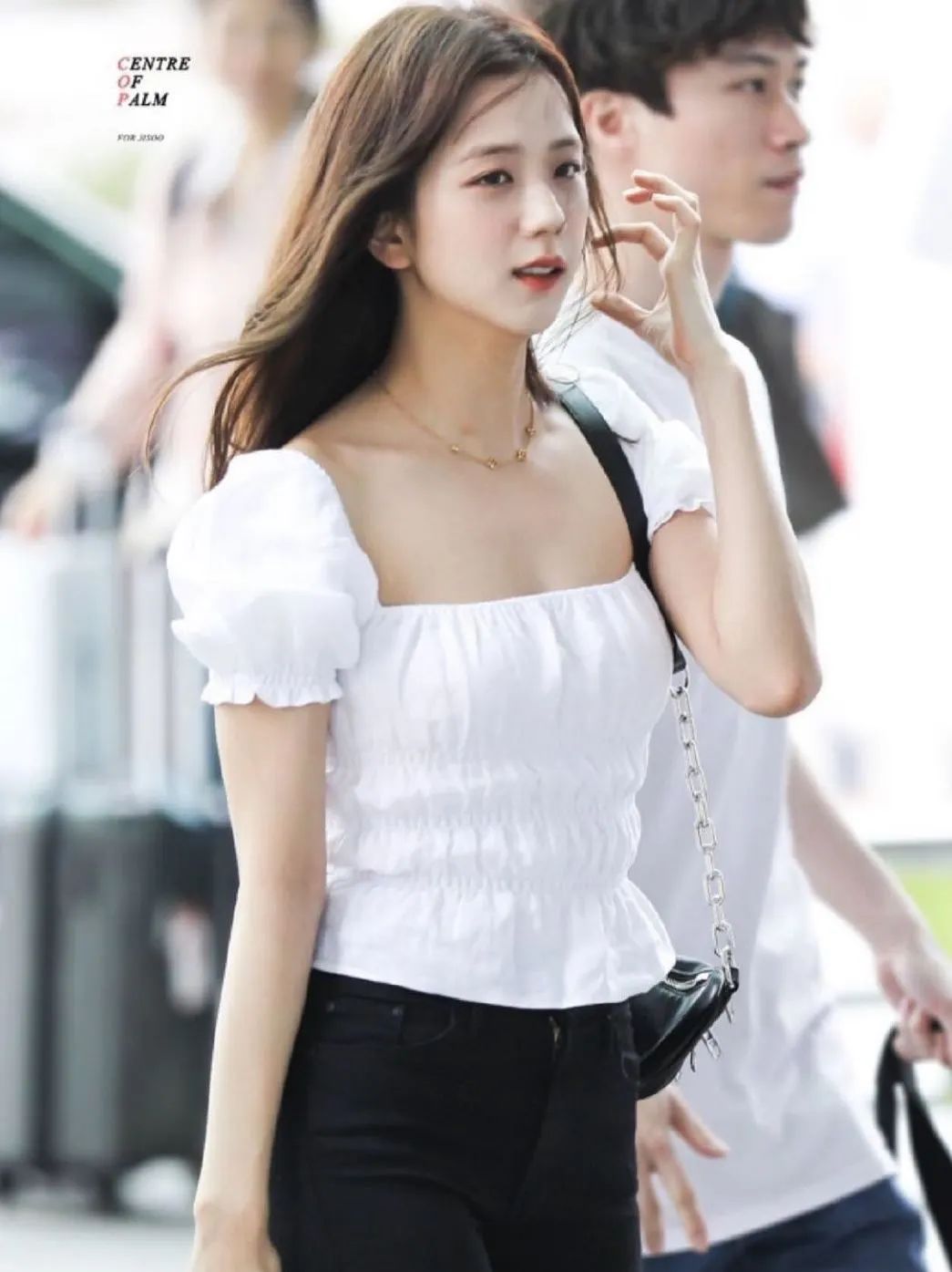 是心动吗对金智秀的氧气穿搭莫名心跳