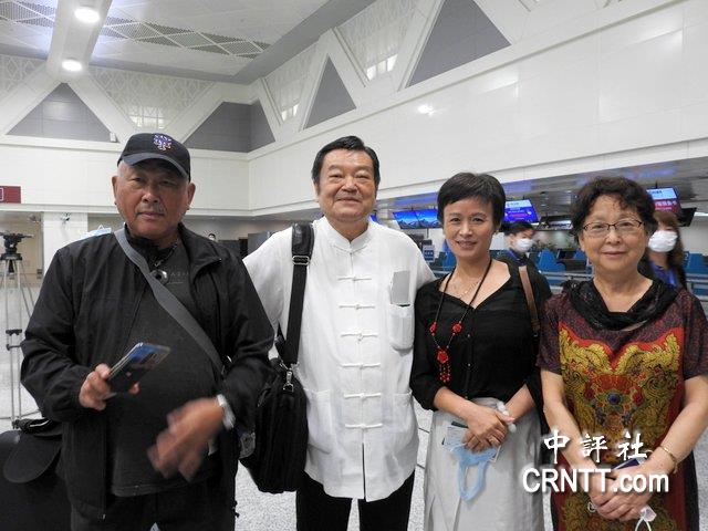 前花莲市长魏木村偕乡亲出席海峡论坛__凤凰网