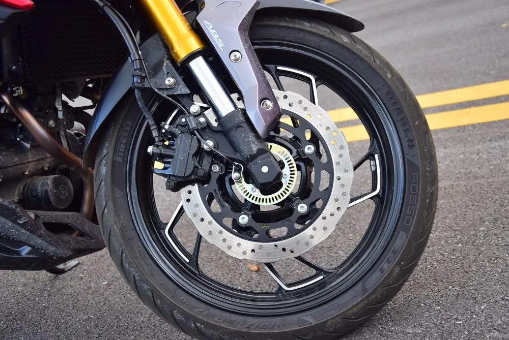 33080元,豪爵双缸街车dr300正式发布