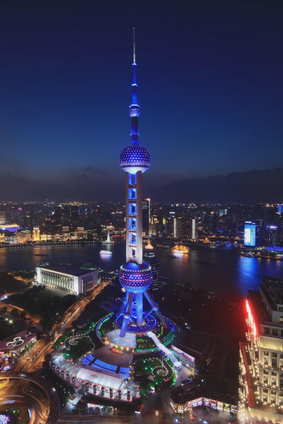 东方明珠开夜市了,约吗!