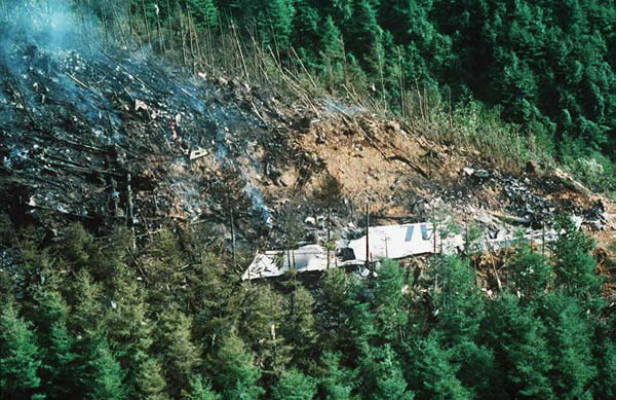 诡异!机场惊现"1985年坠毁客机"踪迹