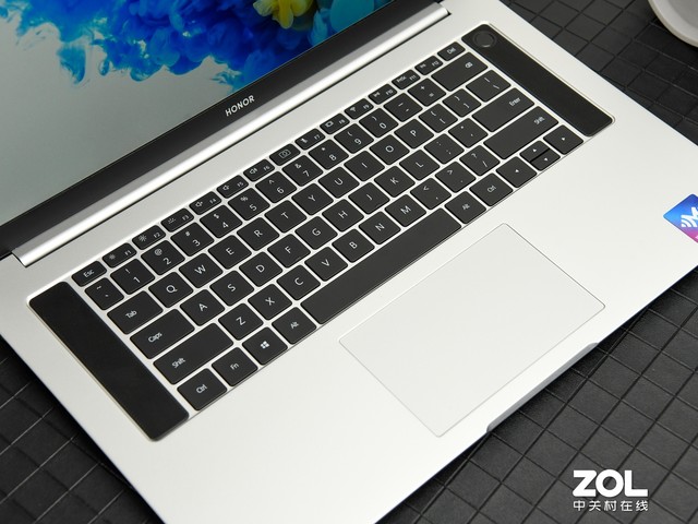 全屏生产力 荣耀MagicBook Pro锐龙版评测 