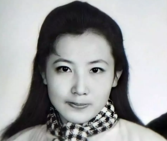 封面评论|舆论关注颜值,执法只认事实