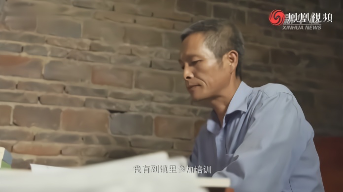 贫困户变“养鸭大王”：只要肯干我们都能奔小康